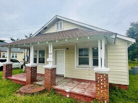 1301 King St in Wilmington, NC - Building Photo