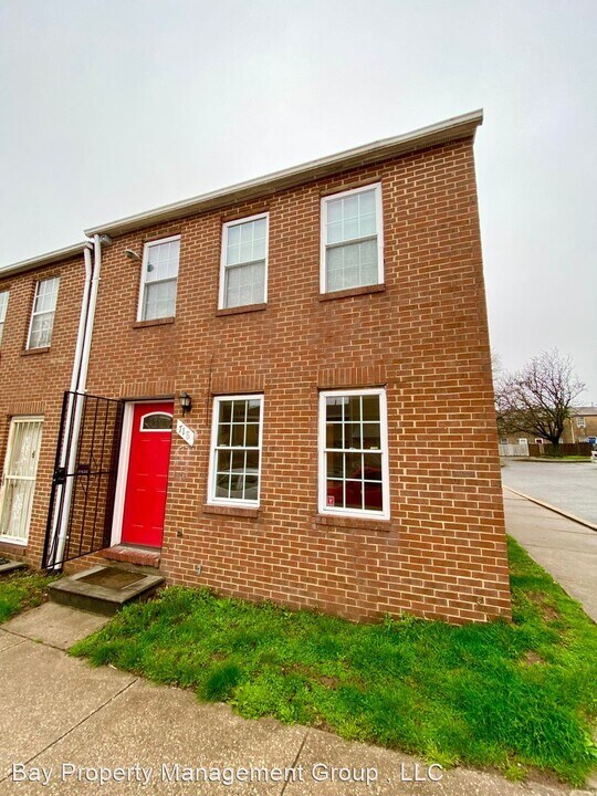 718 N Eden St Photo