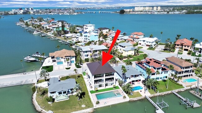 property at 882 Bay Point Dr