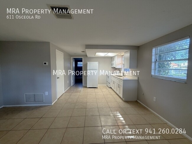 611 Osceola Rd in Nokomis, FL - Building Photo - Building Photo