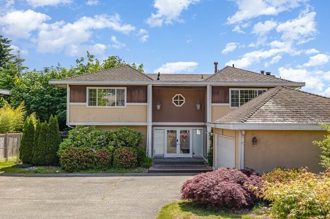 property at 110 174th Pl NE