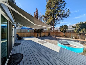 14542 Vradenburg St-Unit -5787ab8d-1fee-11ec-9d00-0add6b238094 in Entiat, WA - Foto de edificio - Building Photo