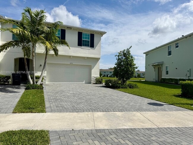 property at 6931 Harbours Edge Ave