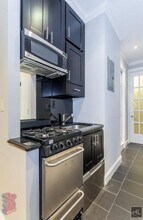 RIDGE ST., Unit A in New York, NY - Building Photo - Building Photo