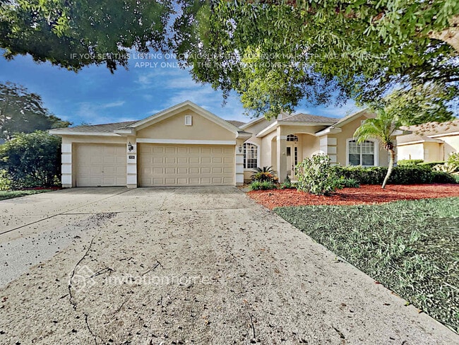 property at 1774 Sweetwater W Cir