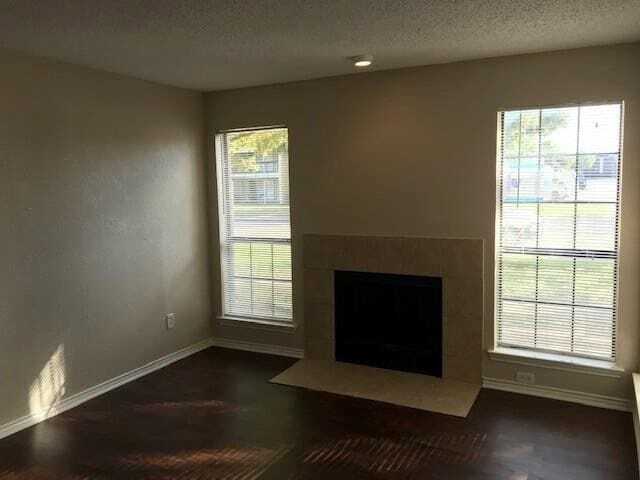 8005 Rothington Rd, Unit 706 in Dallas, TX - Building Photo - Building Photo