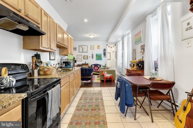 2010 E York St in Philadelphia, PA - Building Photo - Building Photo