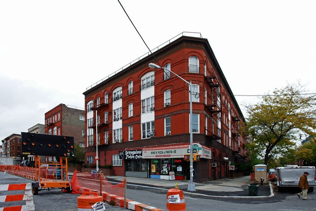516 Washington Ave in Brooklyn, NY - Building Photo - Building Photo