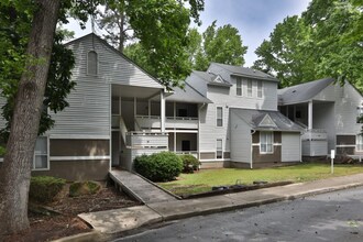 Acasa Tropical Ridge in Columbia, SC - Building Photo - Building Photo