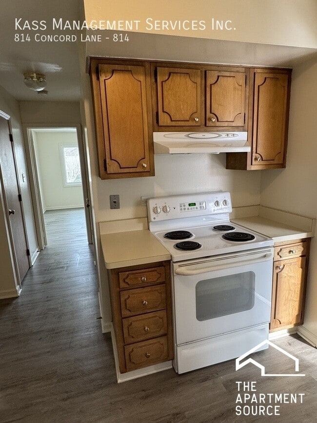 814 Concord Ln in Barrington, IL - Building Photo - Building Photo