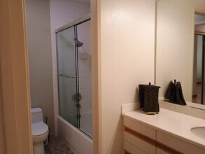 4250 El Camino Real, Unit #C125 in Palo Alto, CA - Building Photo - Building Photo