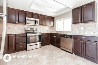 6230 Westport Dr in Port Richey, FL - Building Photo - Building Photo