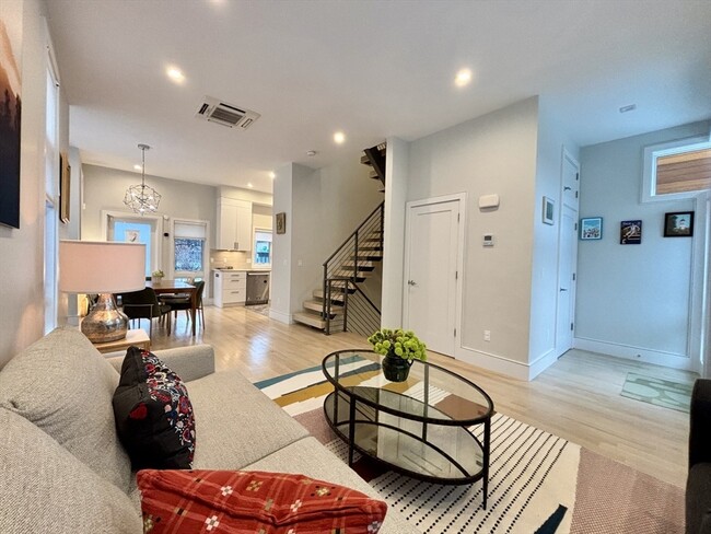 125 Brookline St, Unit 1
