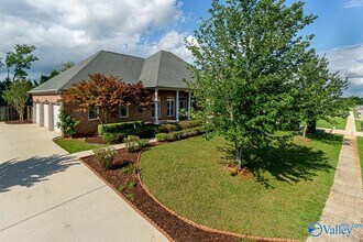 26105 Apple Orchard Ln in Athens, AL - Building Photo - Building Photo