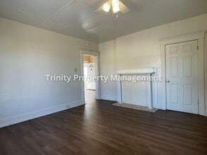 530 1/2 W Main St in Clarksburg, WV - Building Photo - Building Photo