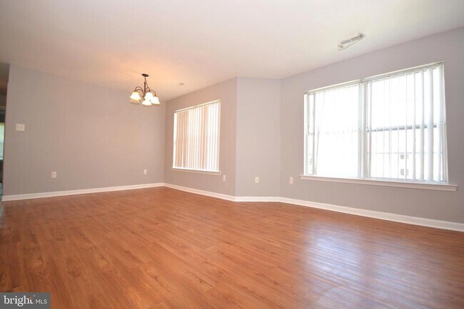 2011 Starlight Ln in Hagerstown, MD - Building Photo - Building Photo