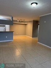 11643 W Atlantic Blvd in Coral Springs, FL - Building Photo - Building Photo