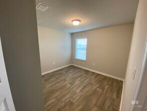 8359 Harmon St in Daphne, AL - Building Photo - Building Photo