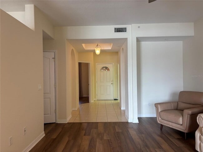 150 L Pavia Blvd, Unit 13 in Venice, FL - Foto de edificio - Building Photo