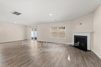 926 Ashwood Wy in Easley, SC - Building Photo - Building Photo