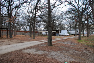 3600 CEDAR CREEK Ln in Denton, TX - Building Photo - Building Photo