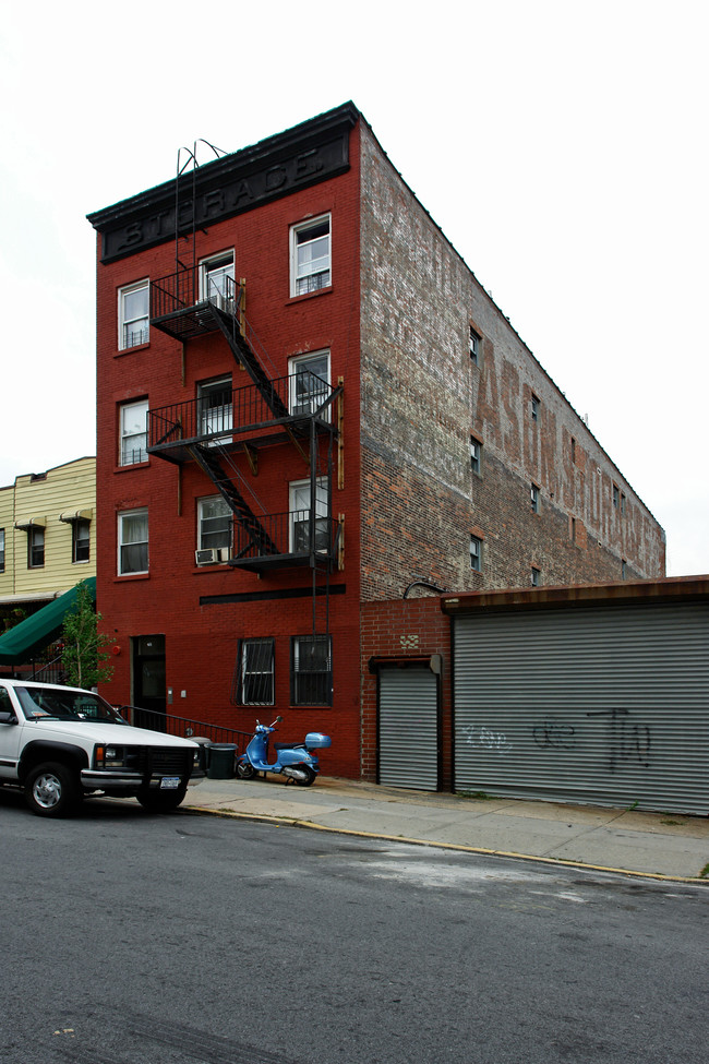 260 18th St in Brooklyn, NY - Building Photo - Building Photo