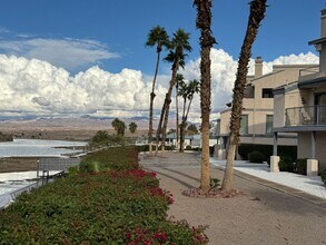 1675 AZ-95 in Bullhead City, AZ - Building Photo - Building Photo