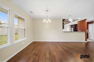 5413 Brookfield Dr in Virginia Beach, VA - Building Photo - Building Photo