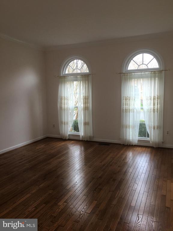 5430 Ashleigh Rd in Fairfax, VA - Building Photo - Building Photo
