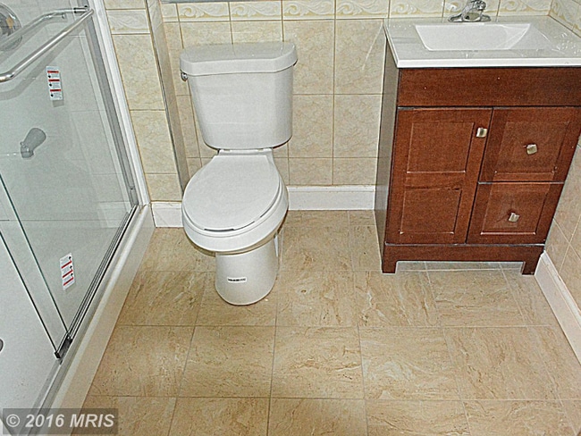 438 Main St in Reisterstown, MD - Foto de edificio - Building Photo