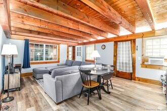 206 Litchfield Turnpike in Washington, CT - Building Photo - Building Photo