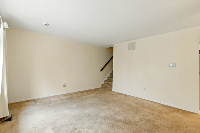 9912 Whiskey Run in Laurel, MD - Building Photo - Building Photo