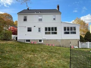 48 Watson Rd, Unit NA in Belmont, MA - Building Photo - Building Photo