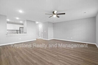 2186 Peachers Mill Rd in Clarksville, TN - Building Photo - Building Photo