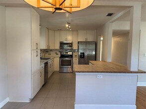 2801 Nancy St in Orlando, FL - Building Photo - Building Photo