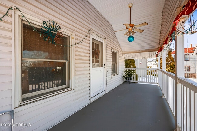 321 Park Pl Ave in Bradley Beach, NJ - Building Photo - Building Photo