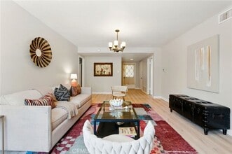 413 E Bradrick Dr in Carson, CA - Building Photo - Building Photo