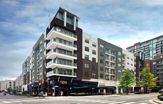 Pine Street Flats in Nashville, TN - Building Photo