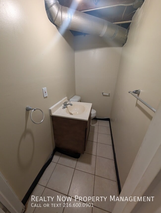 property at 14804 Rockside Rd