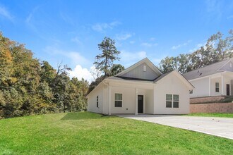 5507 Laborde Ave in Charlotte, NC - Building Photo - Building Photo