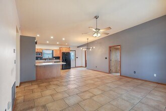 1104 W Eagle Pass St in Alpine, TX - Building Photo - Building Photo