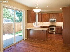 8219 SW Oleson Rd in Portland, OR - Building Photo - Building Photo