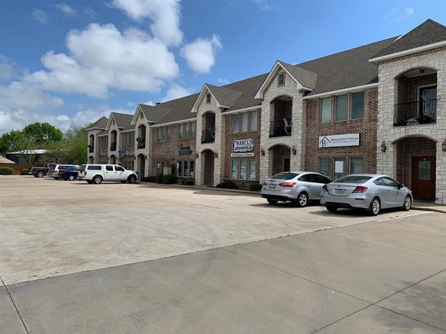206 TX-342 in Red Oak, TX - Building Photo