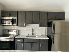 311 N Sycamore Ave in Clifton Heights, PA - Building Photo