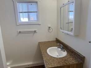 8656 W Business Pk Dr in Wasilla, AK - Building Photo - Building Photo