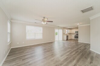 10315 Wakerobin Ln in Charlotte, NC - Building Photo - Building Photo