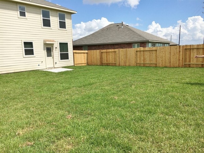 12 Santa Barbara Dr in Manvel, TX - Building Photo - Building Photo