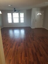 196 Valero Dr in San Marcos, TX - Building Photo - Building Photo