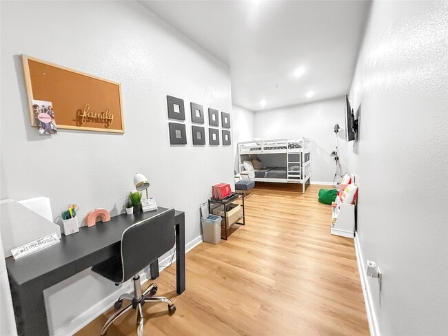 property at 2216 Chenevert St