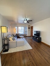 6525 W Center St, Unit 2 in Wauwatosa, WI - Building Photo - Building Photo